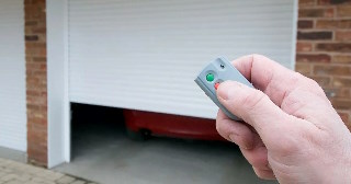 Купить автоматику для рулонных ворот Добрянка, цена от 2778 руб.