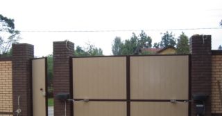 Купить распашные ворота автоматические Добрянка, цена от 3826 руб.