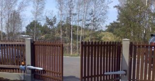 Купить распашные ворота из штакетника Добрянка, цена от 2778 руб.