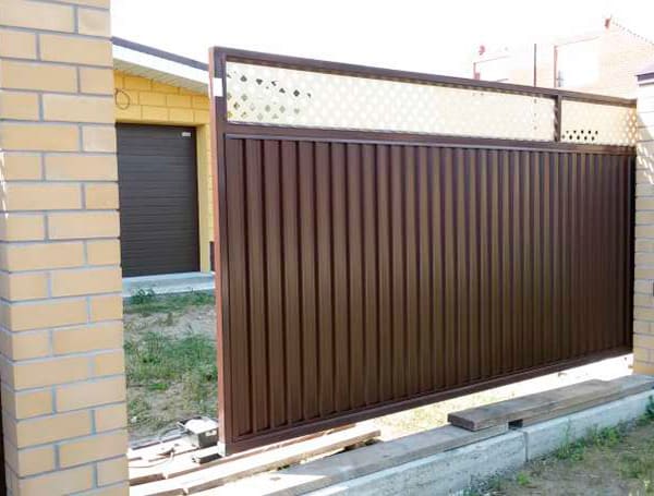 Эстетика и Надежность: Ворота Grand Line для Вашего Дома в Добрянке от 37526 руб