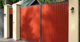 Купить ворота из профнастила Добрянка, цена от 4141 руб.